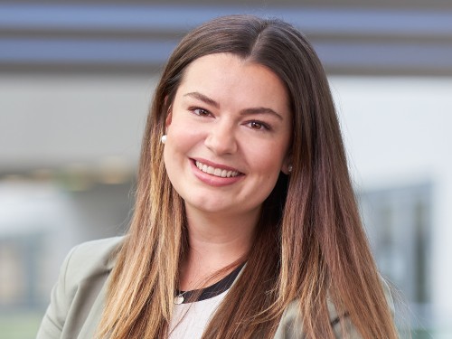 Miriam Schmid - Ansprechpartnerin für alles rund um die Ausbildung 